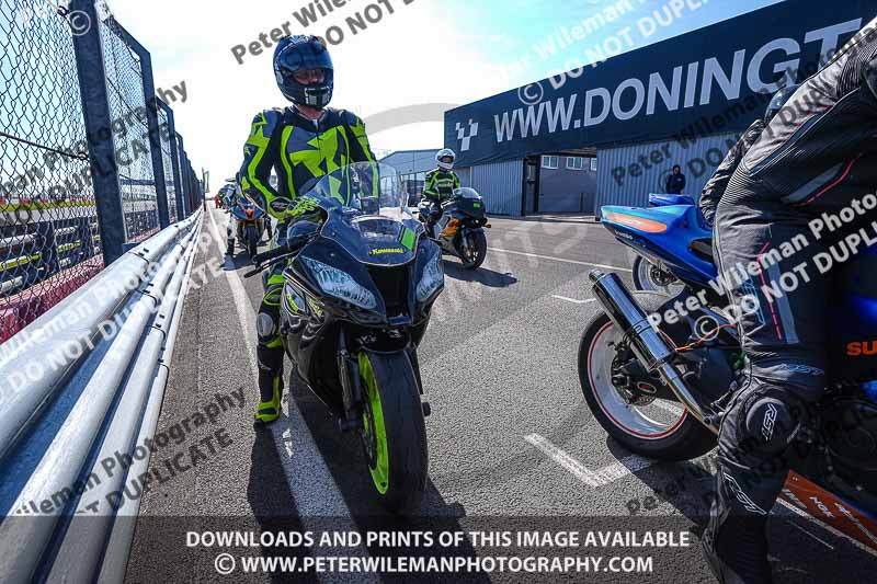 donington no limits trackday;donington park photographs;donington trackday photographs;no limits trackdays;peter wileman photography;trackday digital images;trackday photos